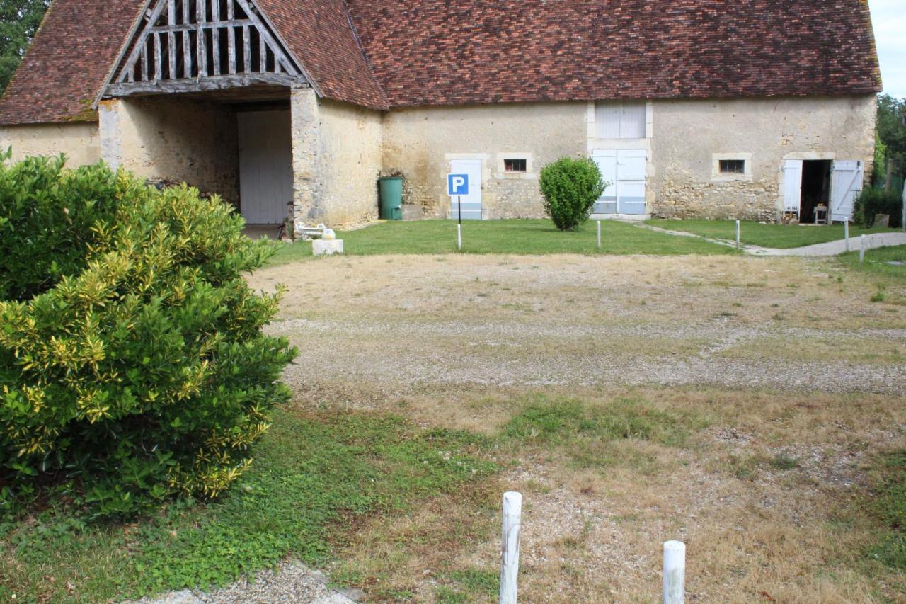 Domaine De La Touche Mosnay Acomodação com café da manhã Exterior foto