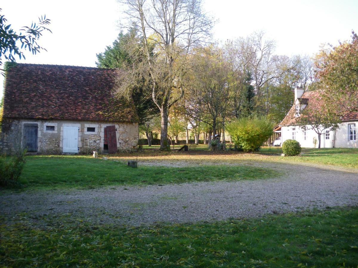 Domaine De La Touche Mosnay Acomodação com café da manhã Exterior foto